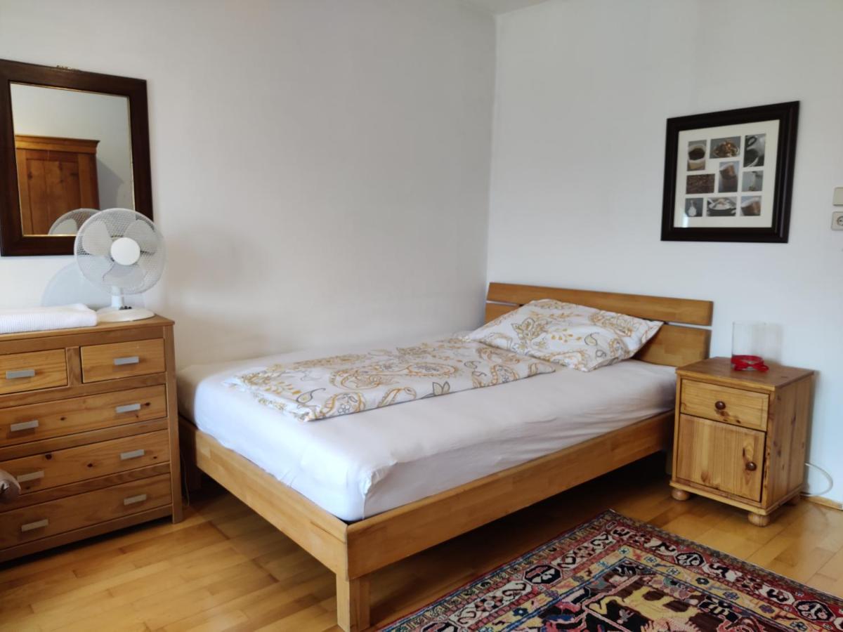 Ferienwohnung-Dachgeschoss Familie Mayer Krems an der Donau Exteriör bild
